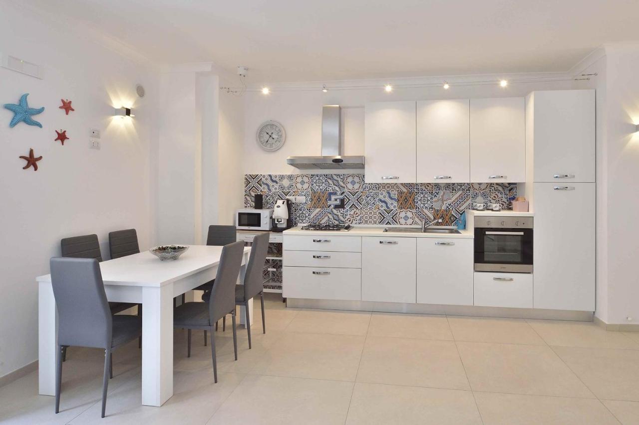 Sirena Apartment *